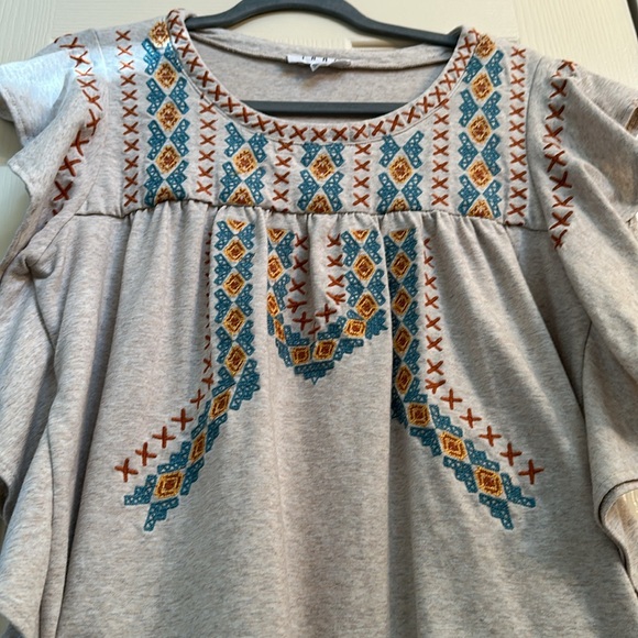 THML Top - Picture 2 of 8